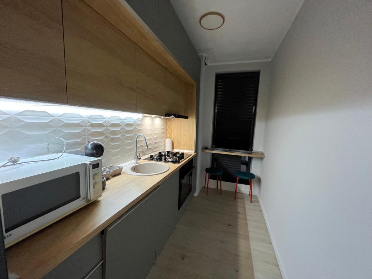 Apartment Eva By The Sea Constanta