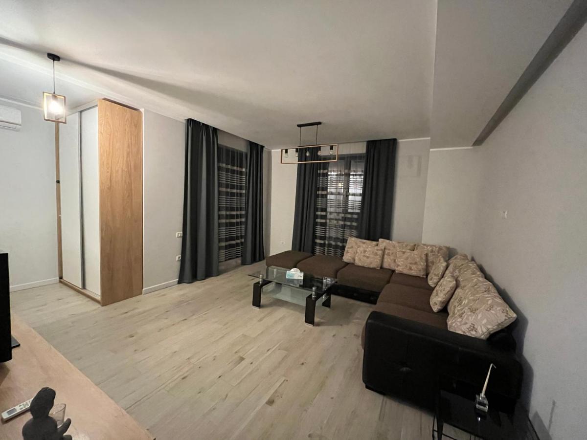 Apartment Eva By The Sea Constanta