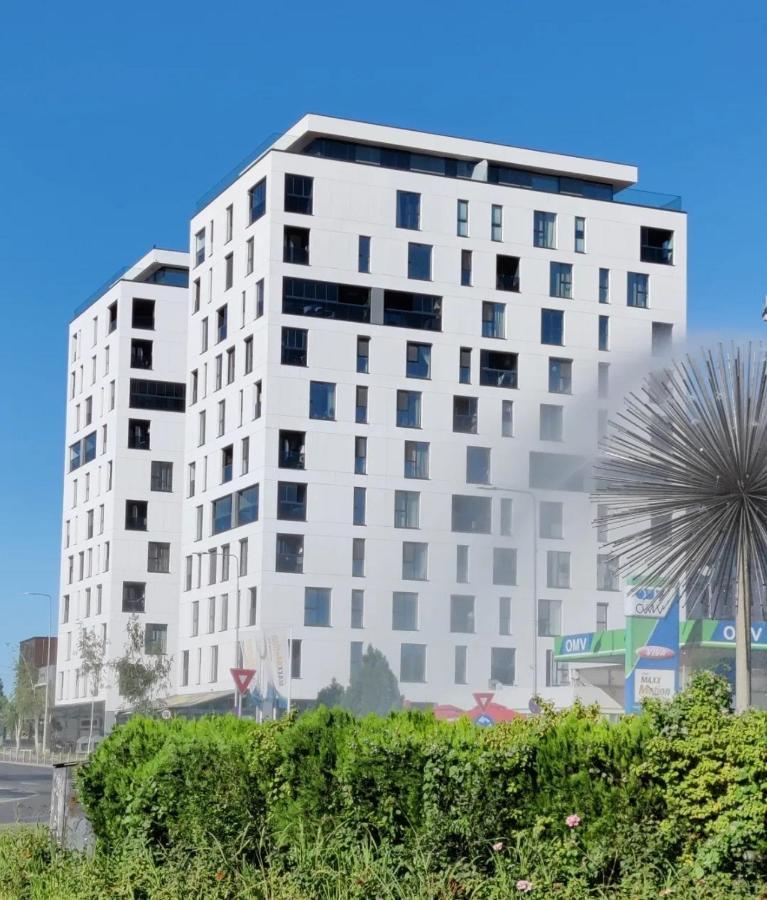 Eva By The Sea Apartment *